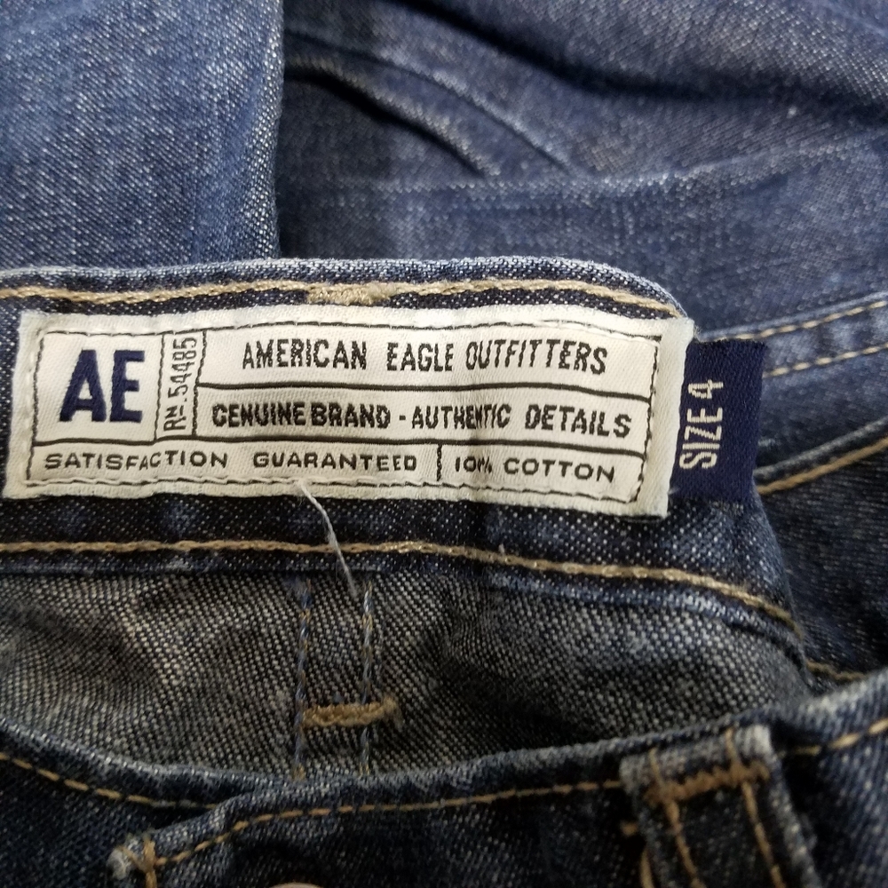 American eagle Outfitters Jeans Size 4.
Waist app - Picture 7 of 9